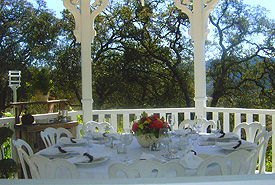 romantic table setting